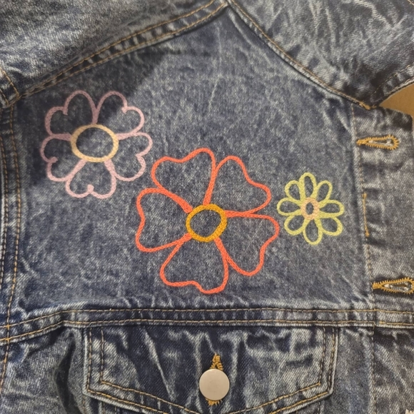 🚨SOLD OUT🚨 The Goddess Denim Acid Wash Jacket - Picture 4 of 6